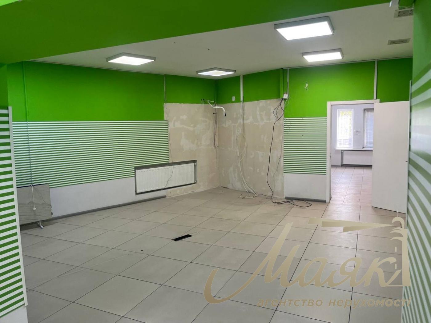 Оренда фасаду 76м2, Харківське шосе, 58