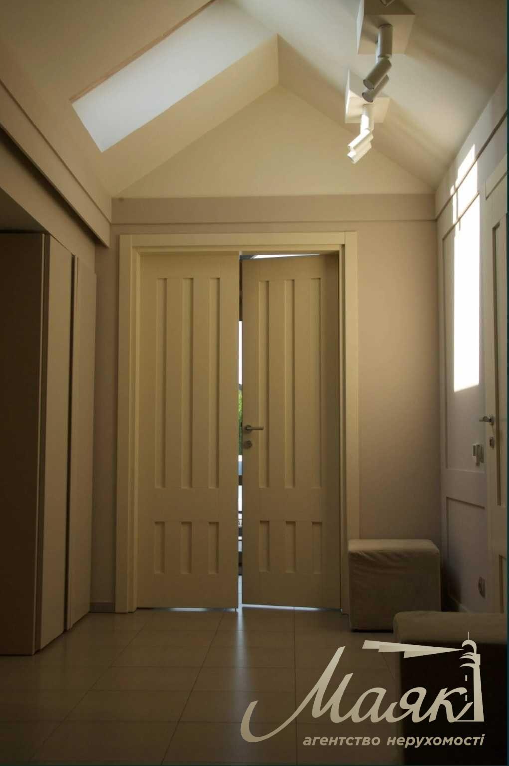 Аренда дома в Конче Заспе с выходом на Днепр