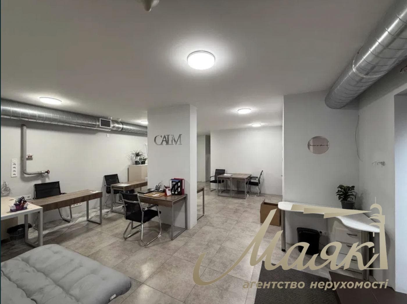 Фасадне цокольне приміщення (100 м²), провулок Коломийський, біля станції метро «Васильківська»