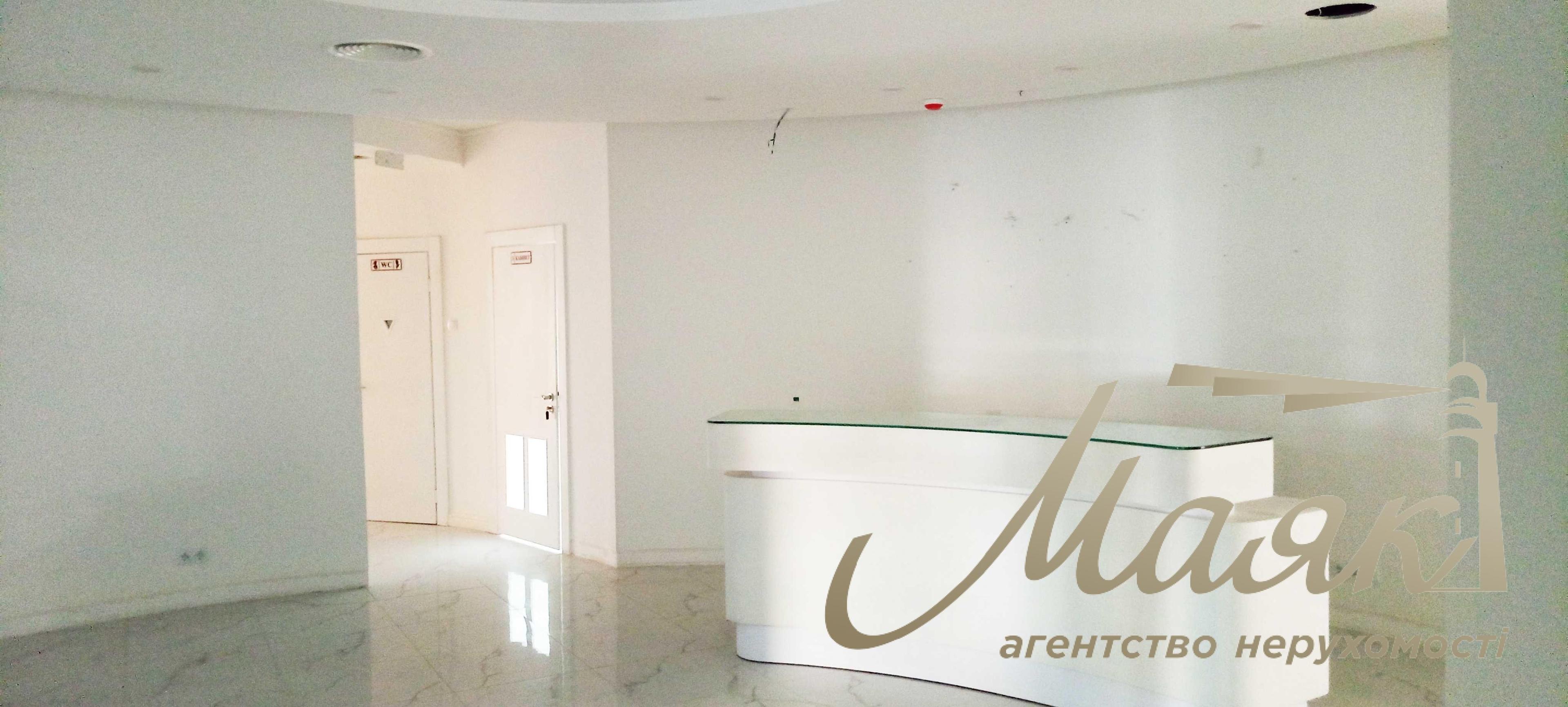 Оренда комерційного приміщення по вул.Назарівська 7-Б, Університет.