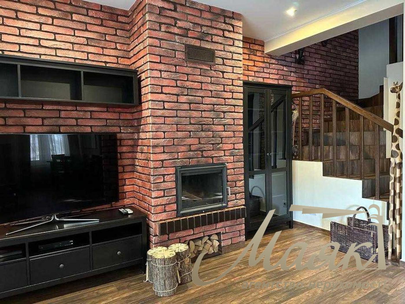 Sale of 2-storey house. Area - 105 sq.m. s. Svyatopetrovskoye. Suburb of Kyiv.