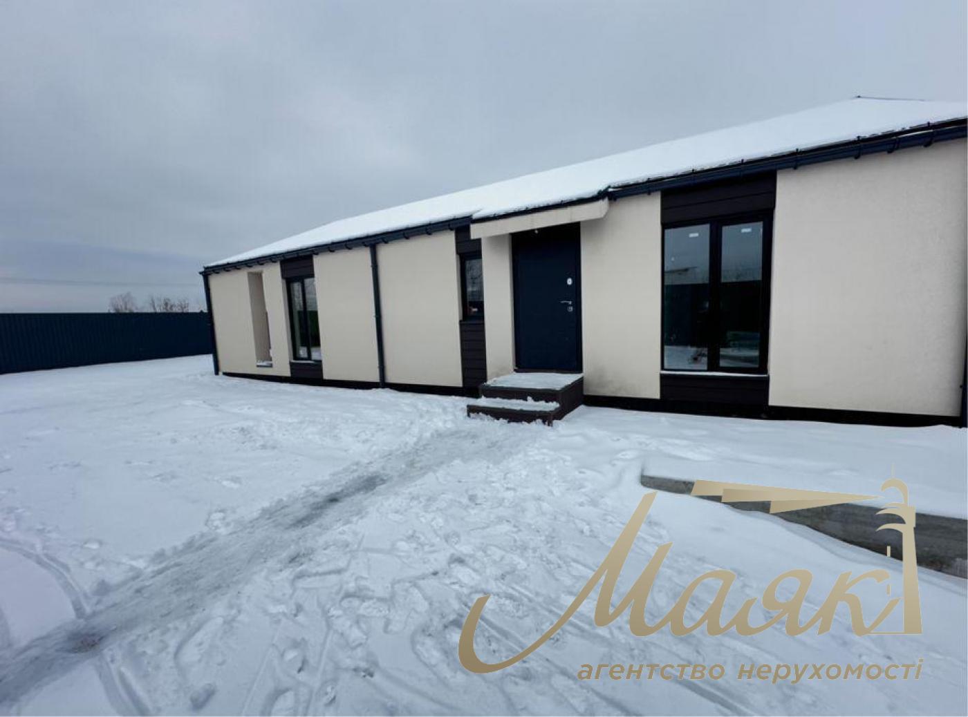 Продаж будинку 102 кв.м. Площа ділянки - 5,15 соток. Осокорки. Своя ділянка.