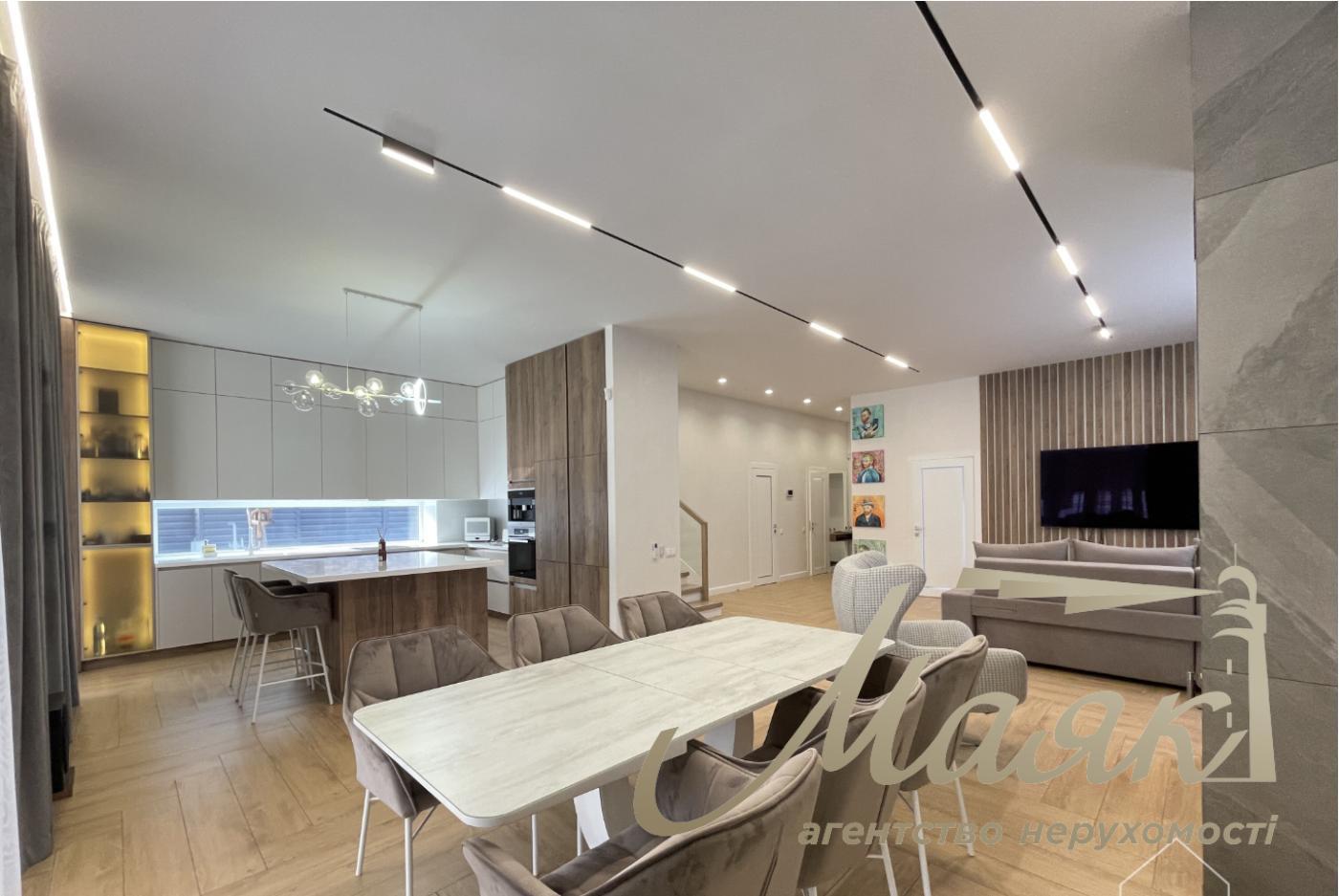 Продажа 2-х этажного дома 255м2, Ходосовка