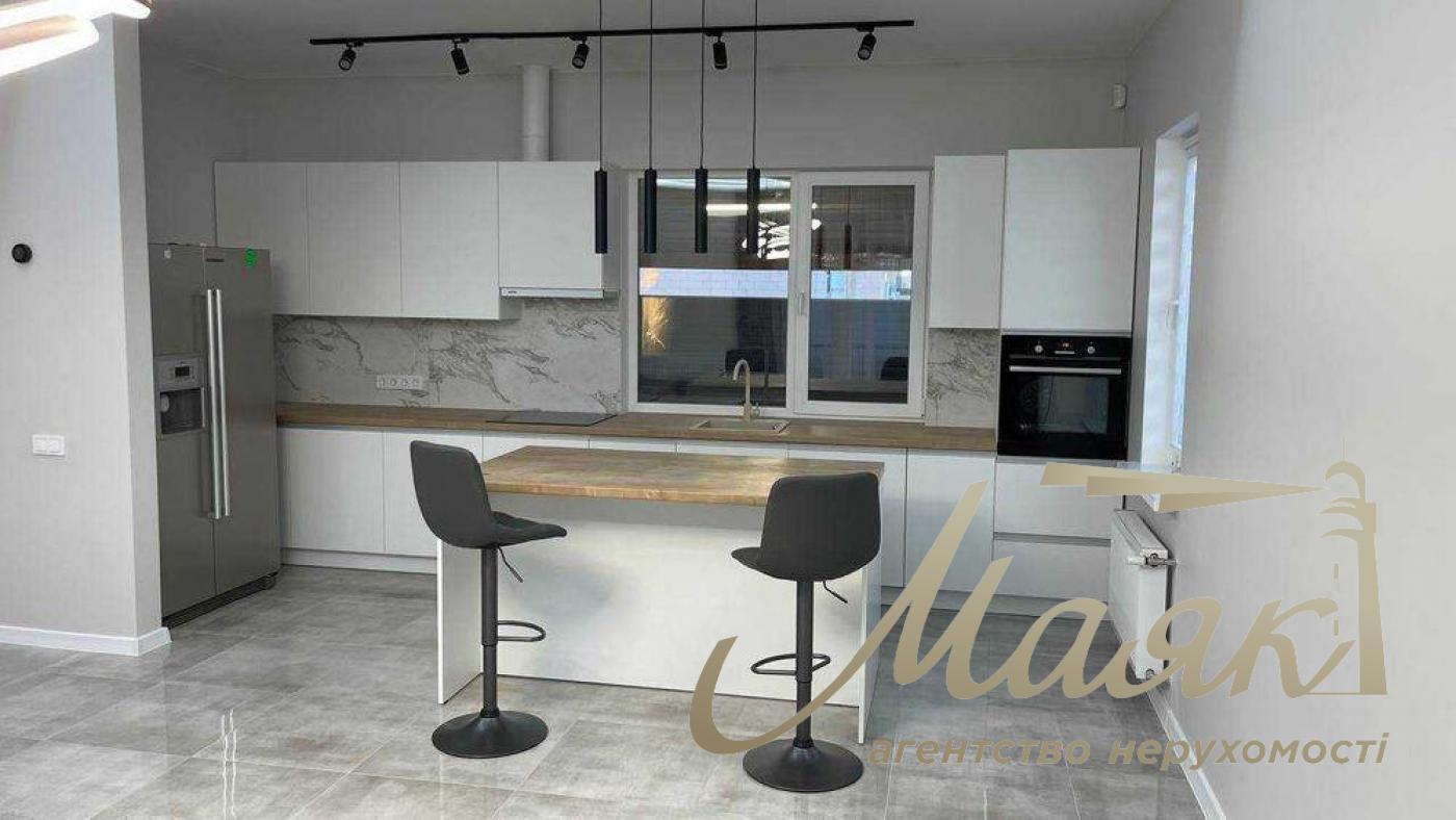 Продаж 2х-поверхового будинку (150м2) с.Гатне