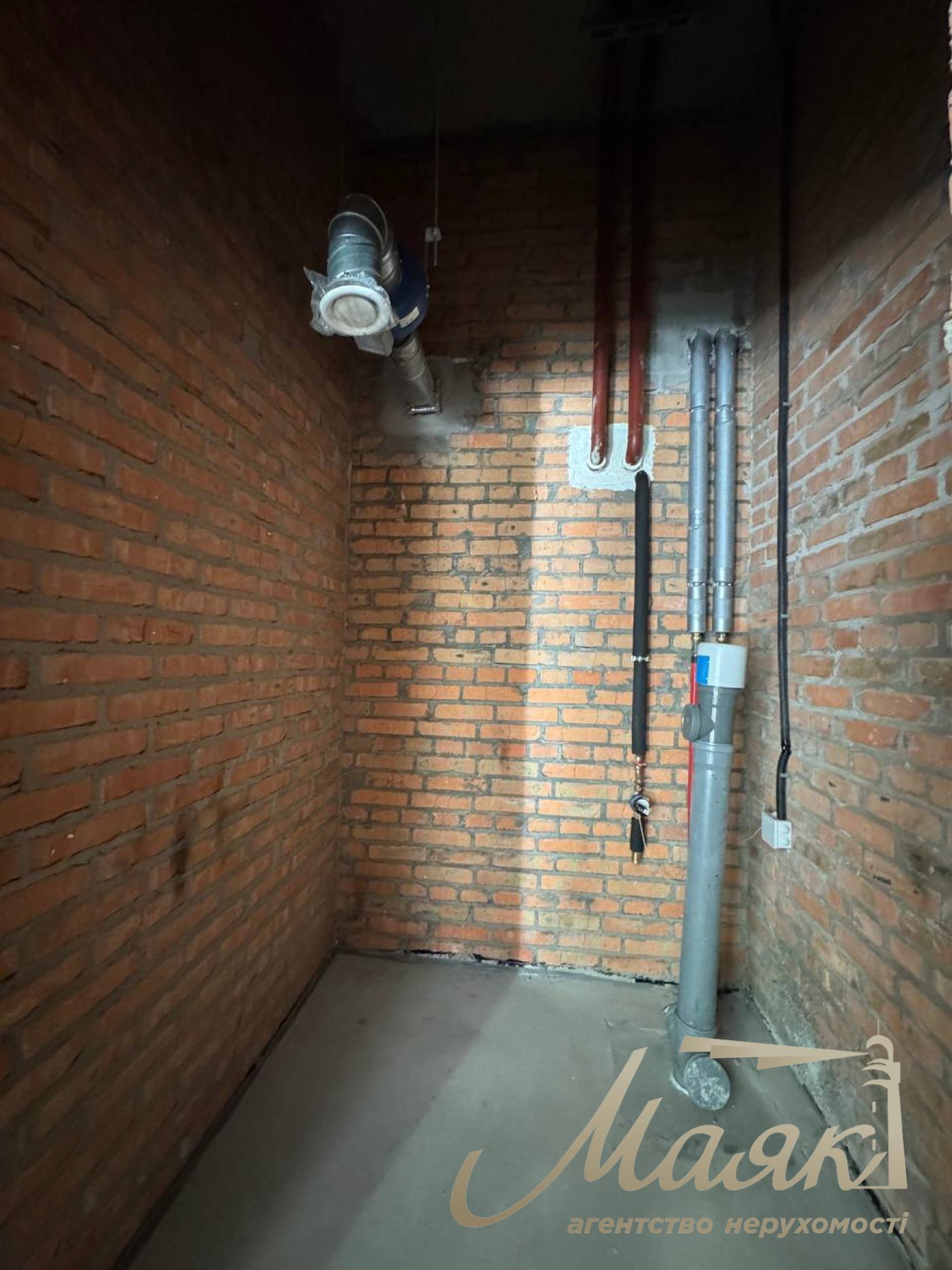 Оренда фасадного 110м2 приміщення ЖК Трініті вул. Тютюнника, 39/2