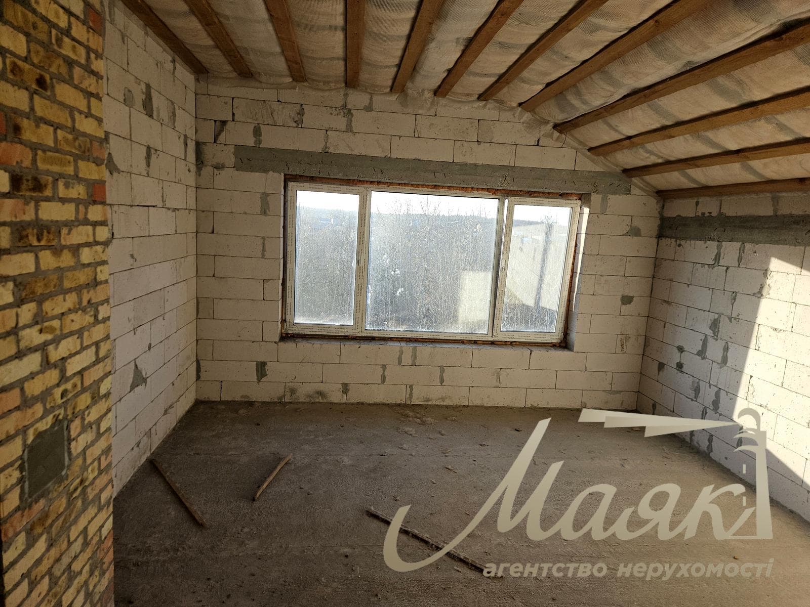 House for sale 170m2 in the cottage town "Panorama" in Ivankovychi village, Obukhivske direction, Kiev region.