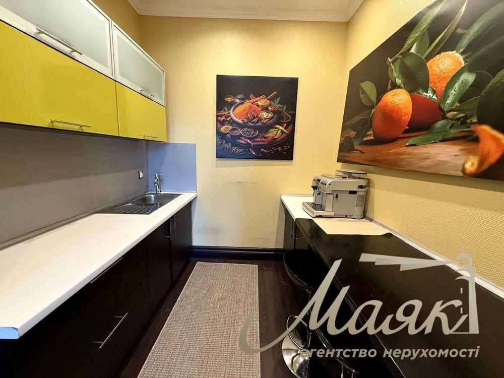 Office space for rent 120 m2 in Obolon Residence Minskskaya Residential Complex