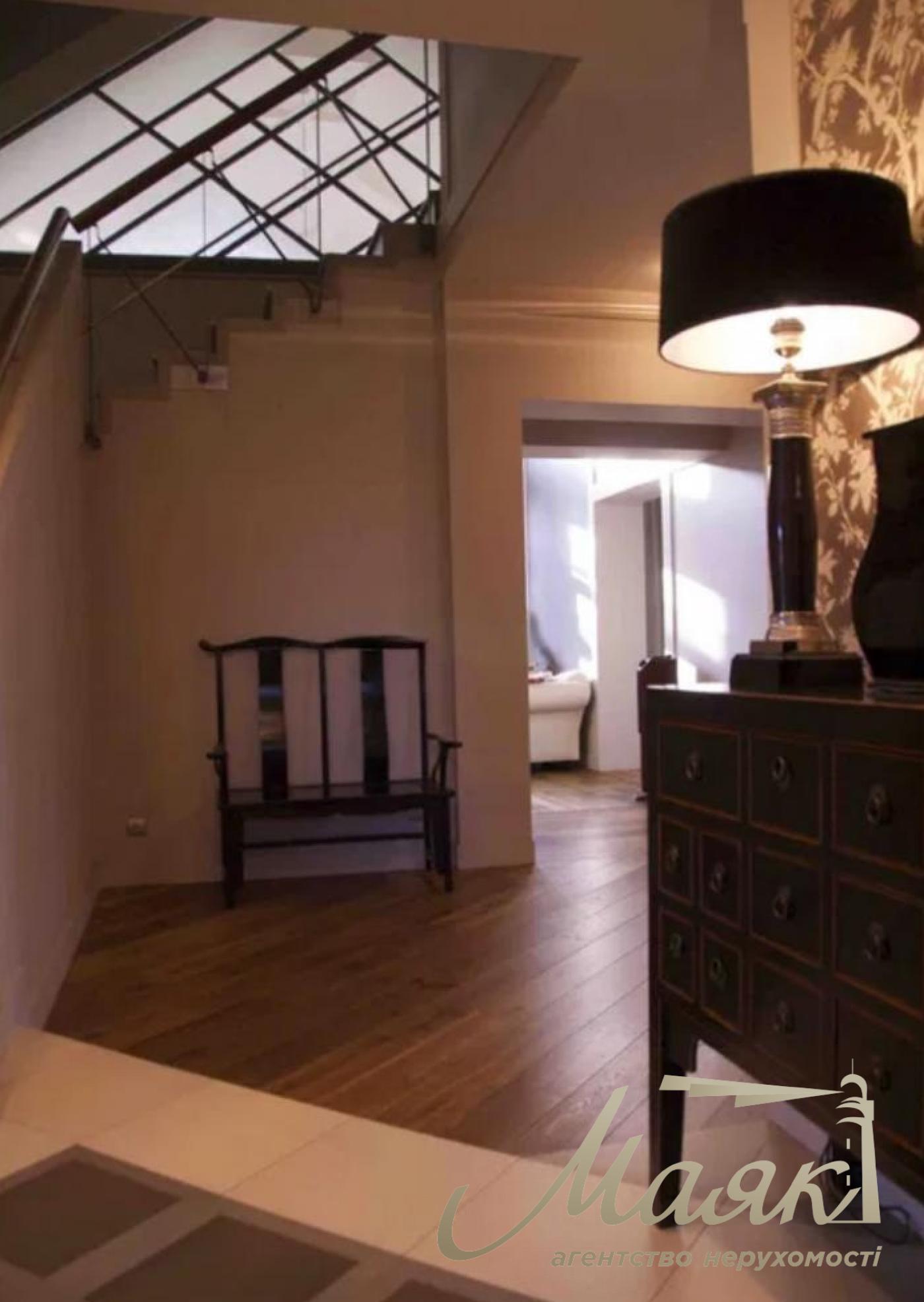 Аренда дома в Конче Заспе с выходом на Днепр