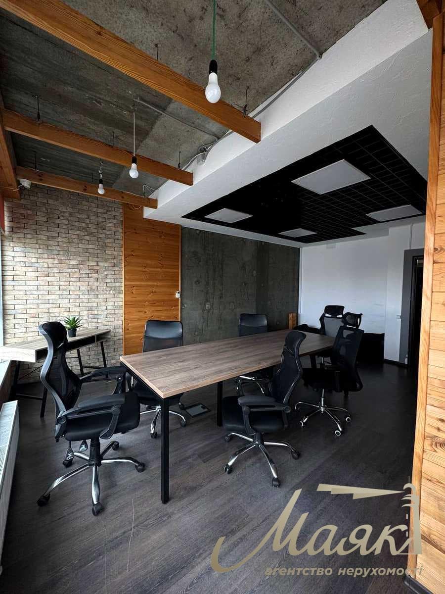 Оренда офісу площею 165 м² у ЖК «Карнегі», Кловський спуск, 7