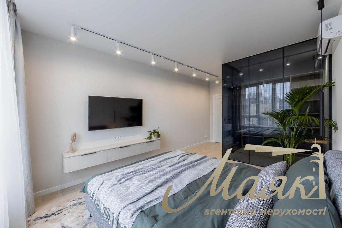 Продаж 2к квартири 84м2 у ЖК "Новопечерська Вежа".