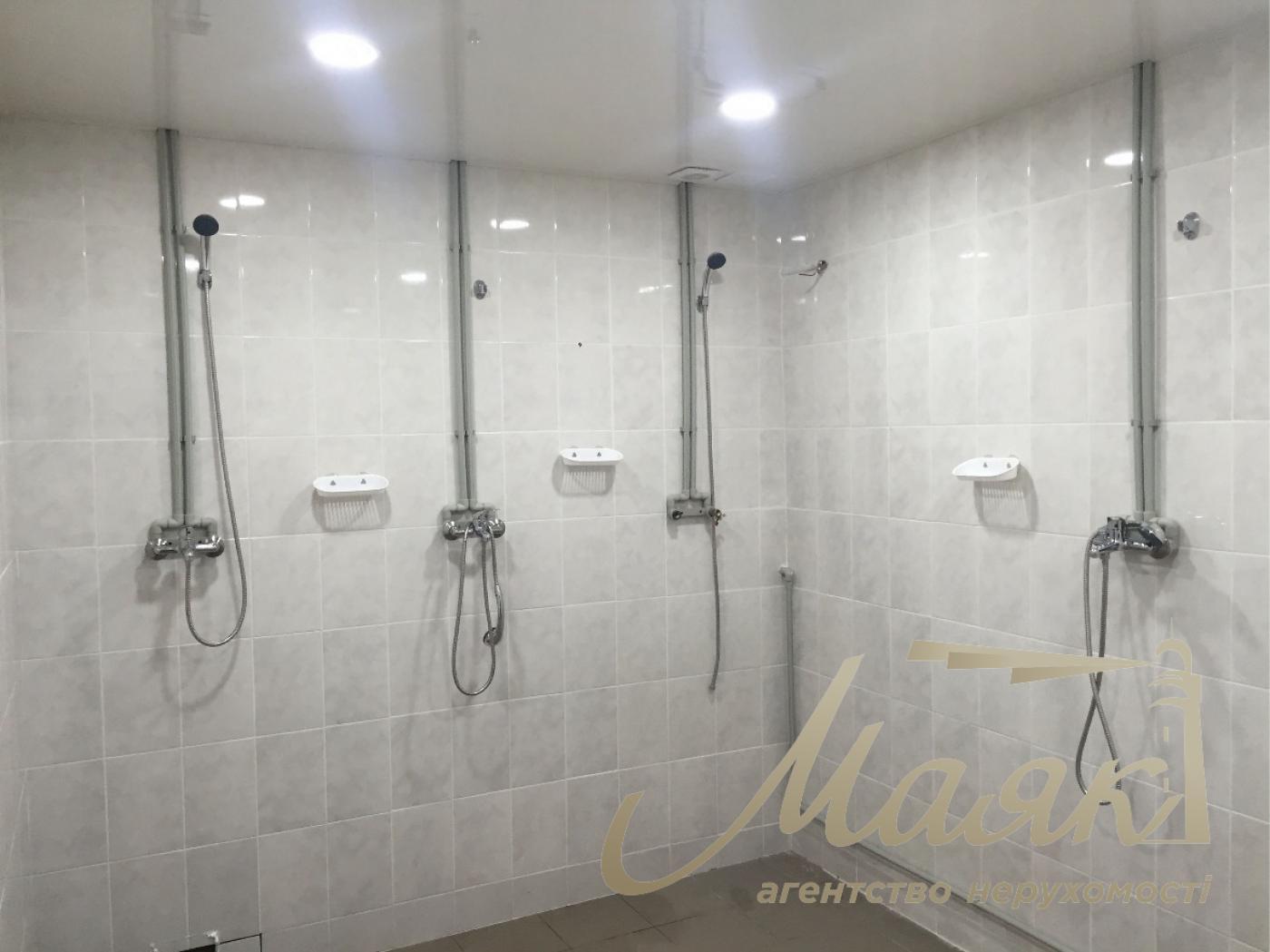 Оренда окремо розташованого спортивного комплексу Видубичі Під Дарницьким мостом