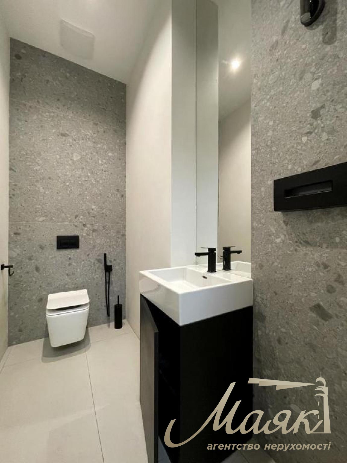 Оренда комерційного приміщення 267 м.кв ЖК Нова Англія