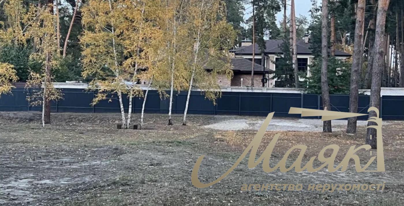 Sale of land plot 42.61 acres, Lesova street, Romankov village. Kievo-Svyatoshinsky district