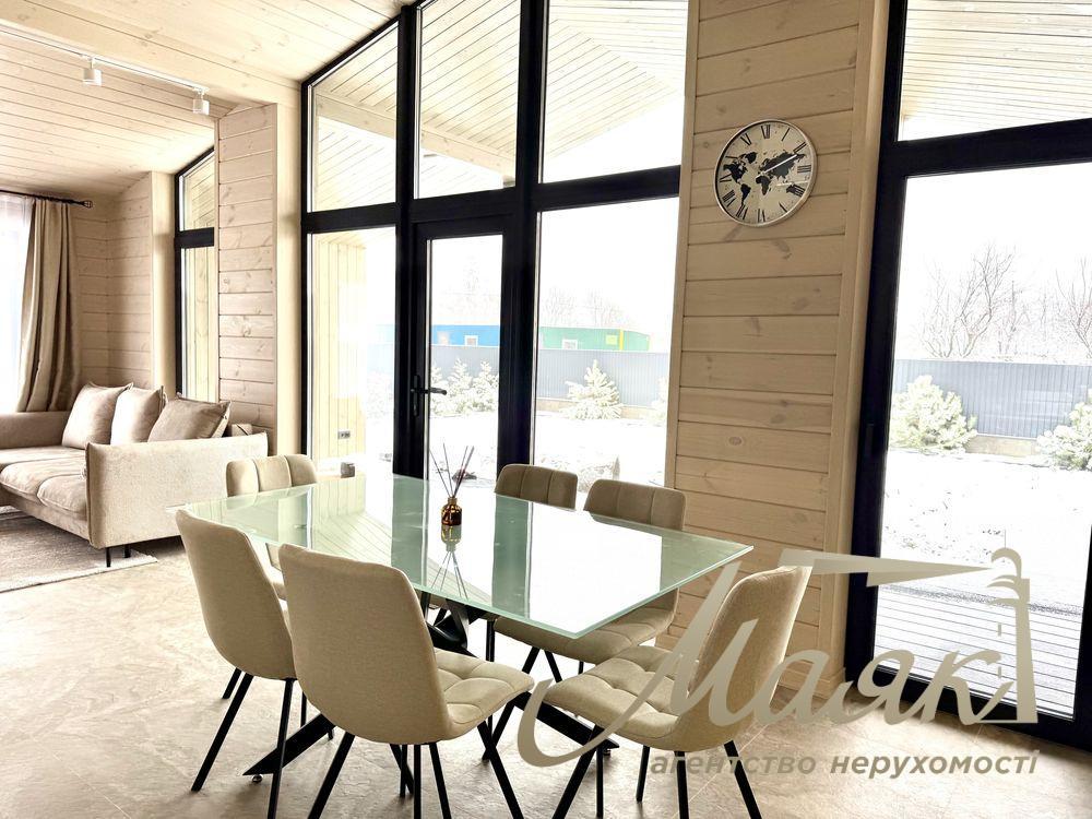 Оренда автономного будинку 140м2 в стилі барнхаус з басейном у Рославичах