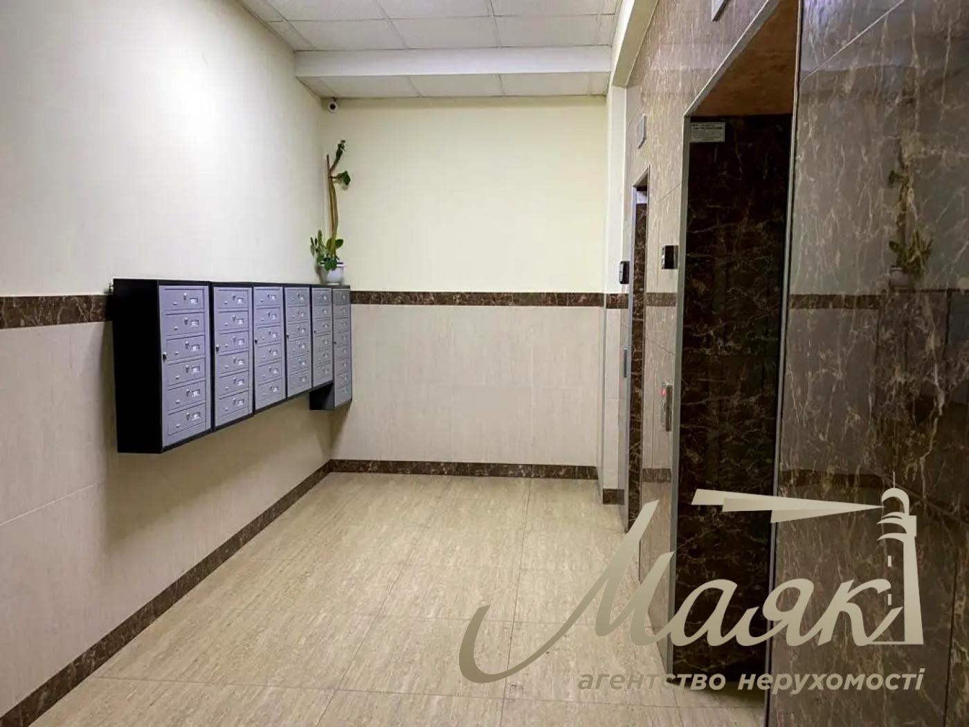 Оренда 3х кімнатної квартири, провулок Лабораторний, Печерський район