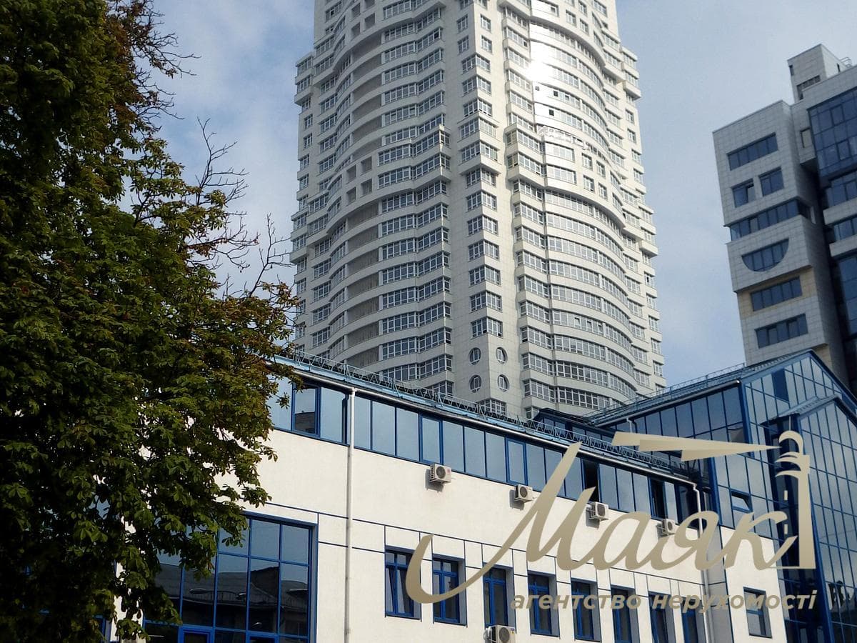 Оренда офісу (200 м²) у ЖК «Carnegie Tower», вул. Кловський спуск, 7. Печерський район