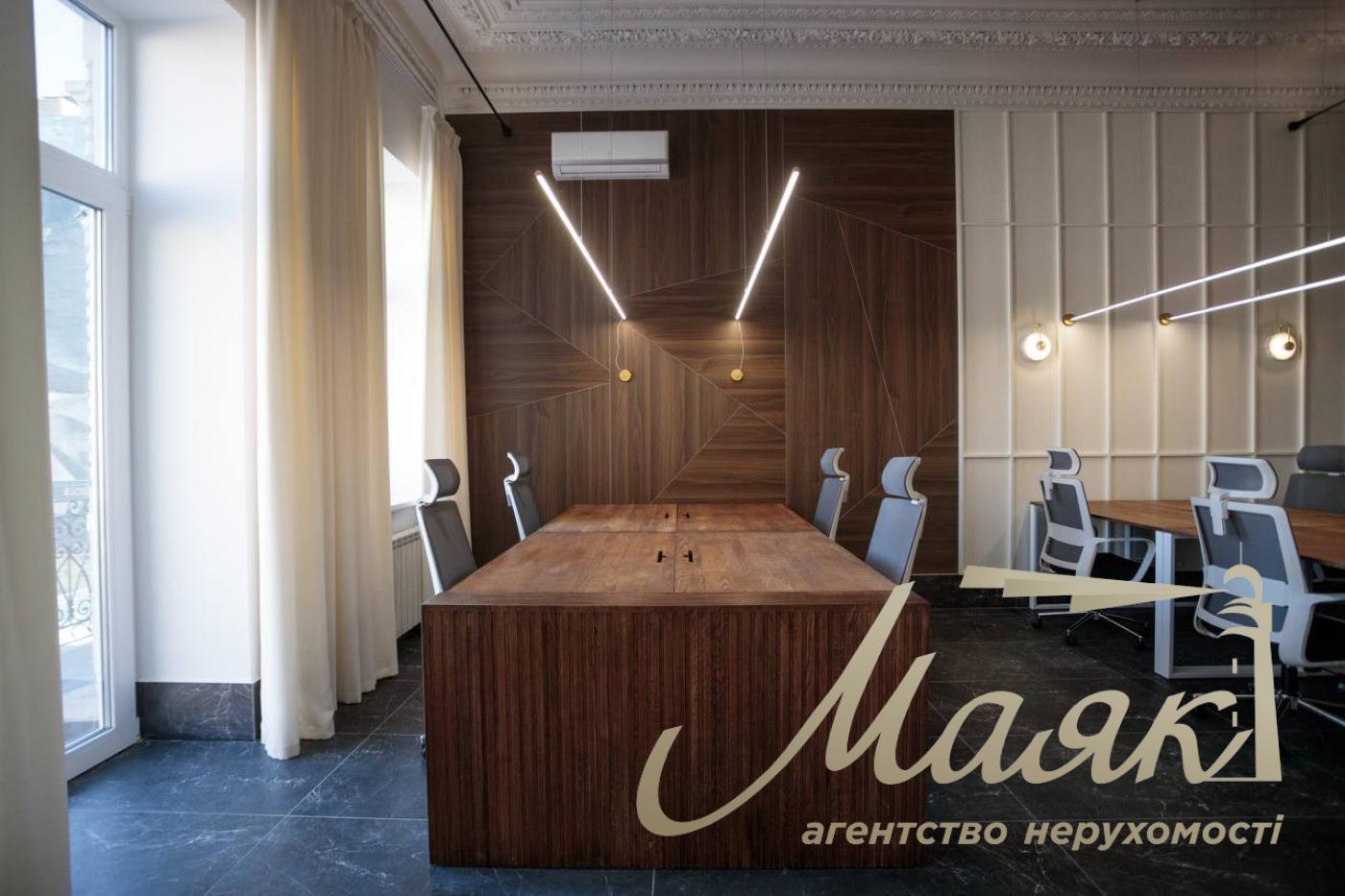 Furnished office for sale in the Center (100m2) Bolshaya Vasilkovskaya st., 38