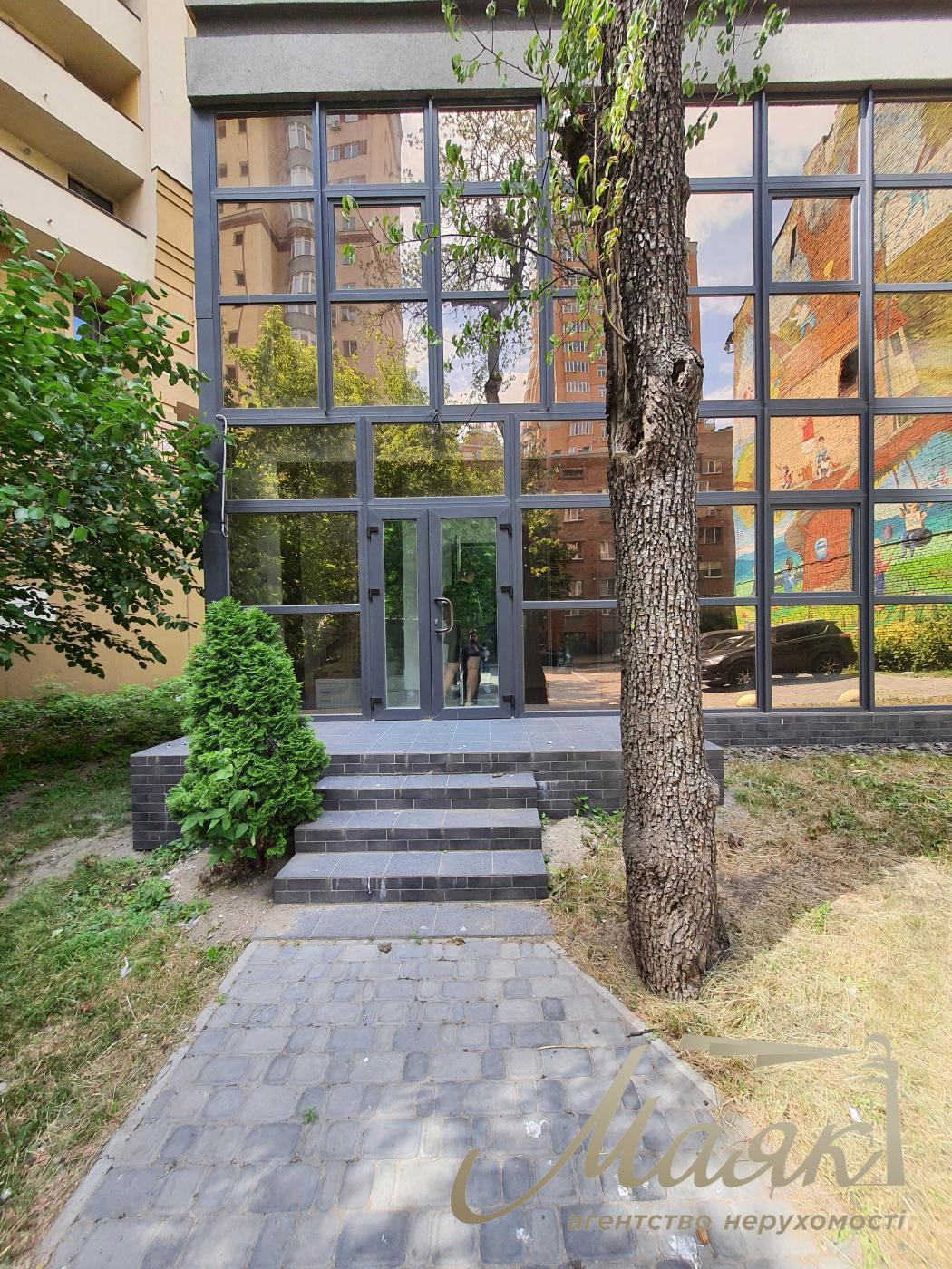 Продаж приміщення, будівля, 280м2 вул. Златоустівська / вул. Чорновола