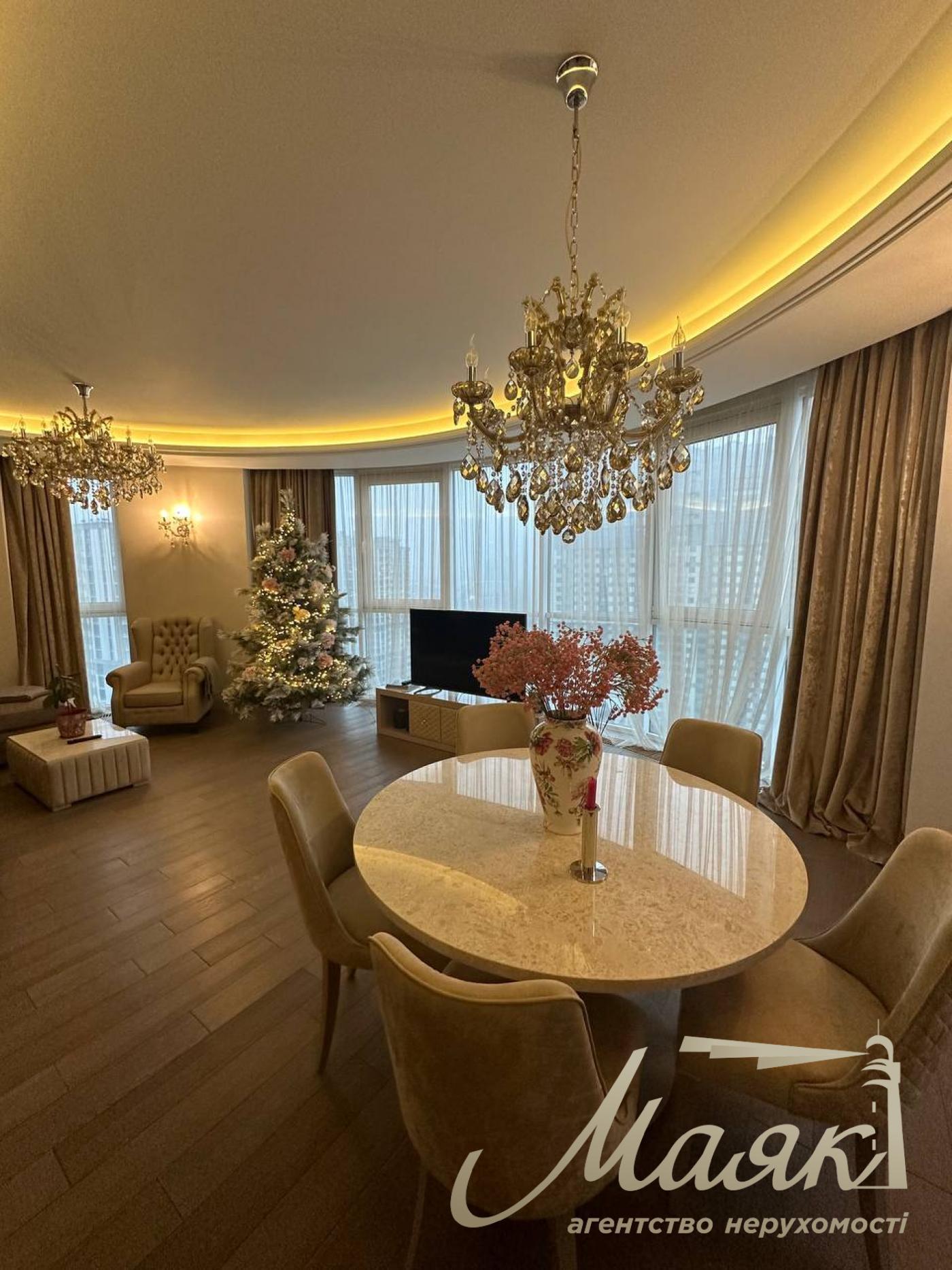 Продаж видової квартир у ЖК Новопечерські Липки