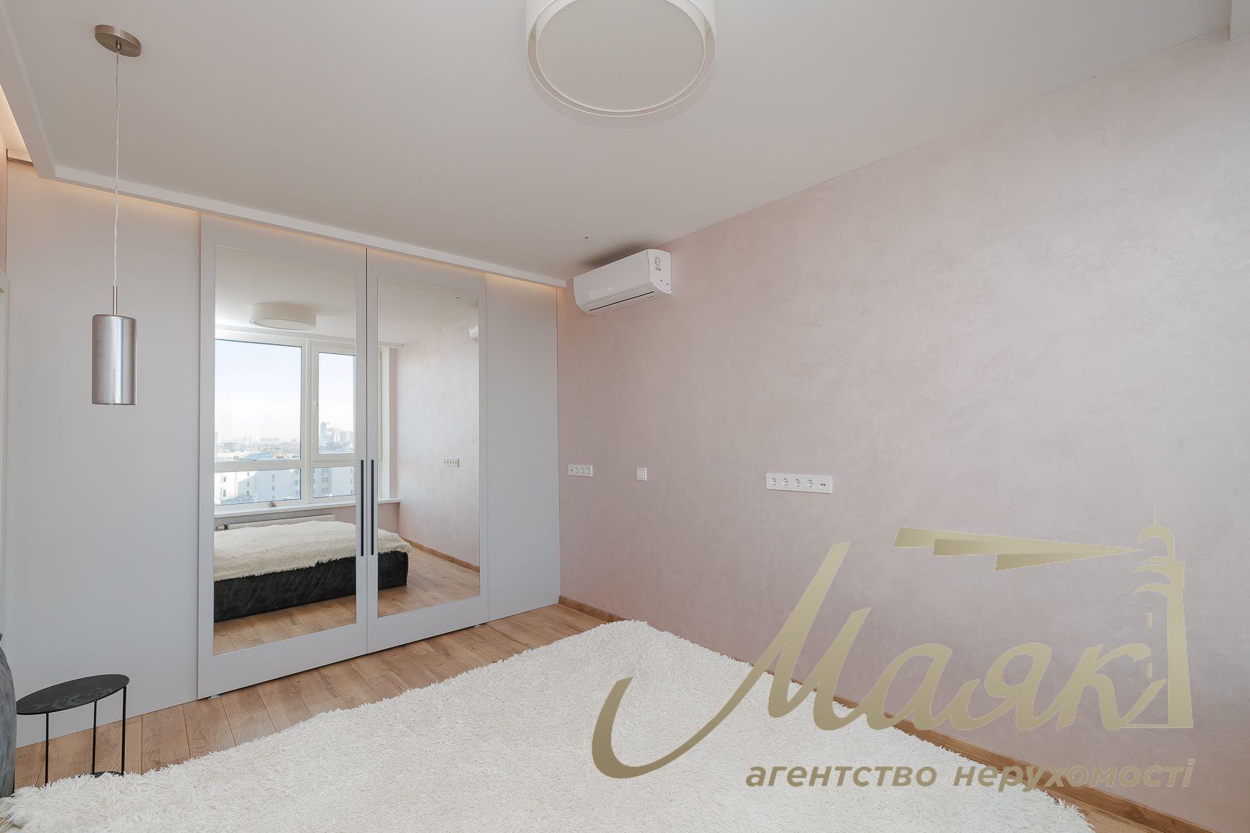 Продажа квартиры с террасой в ЖК Time, ул. Липковского