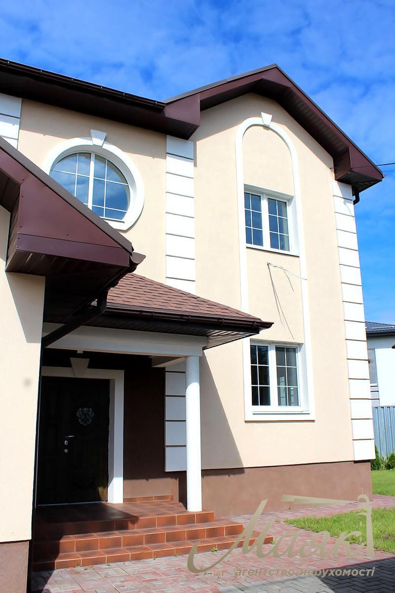 House for sale 261.6m2 in Gatnoye village, near Kiev Ozernaya street, Kyiv-Svyatoshinsky district.