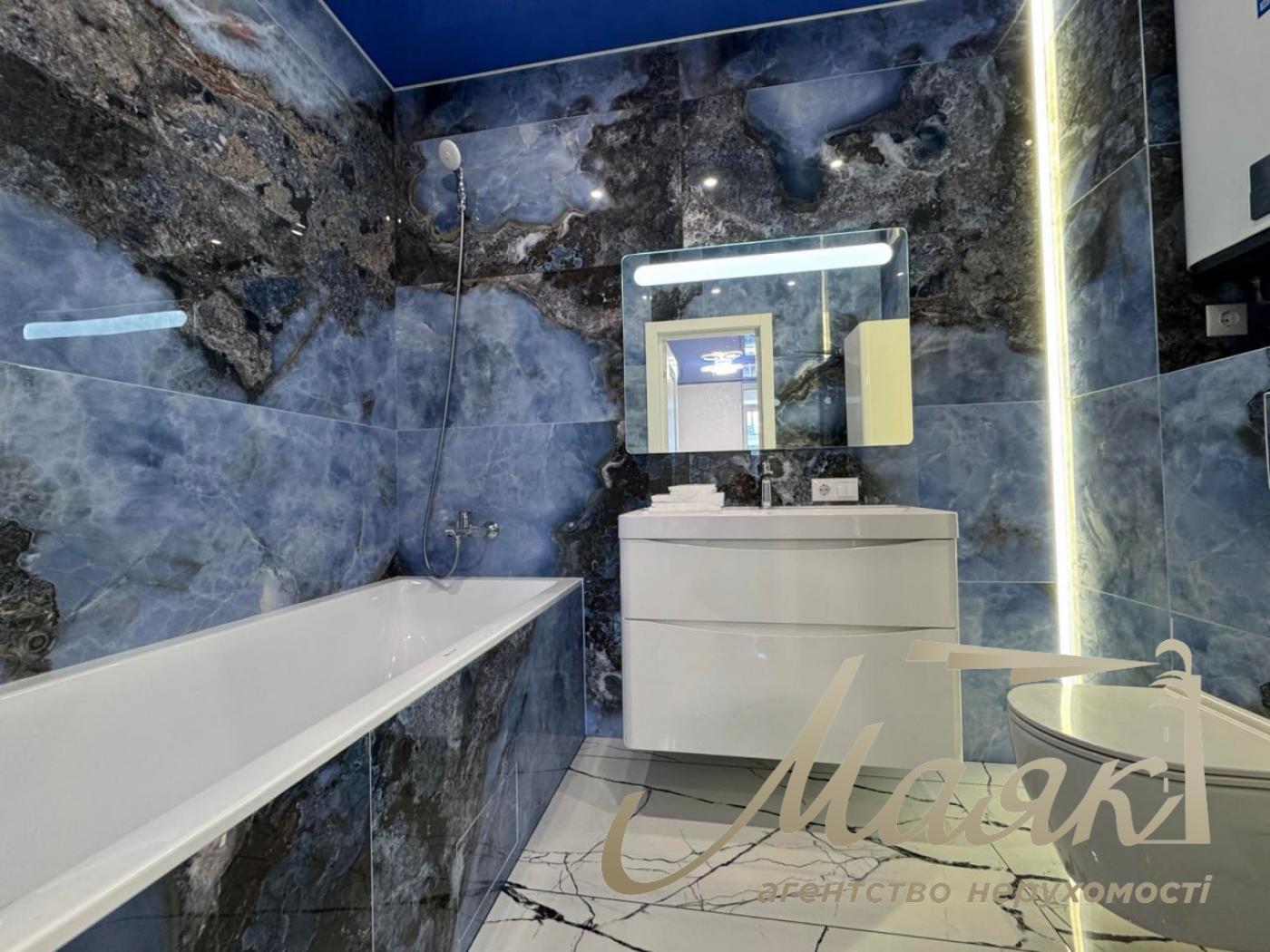 Продаж 2к квартири в ЖК Республіка з ремонтом