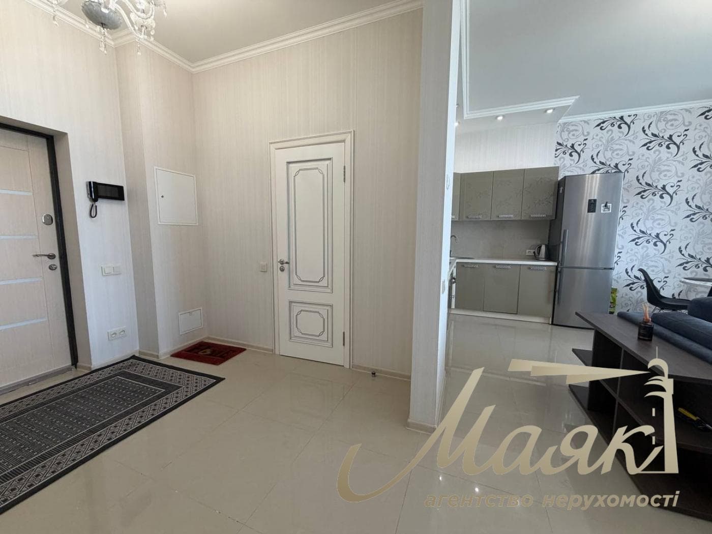 2-room apartment for rent in the Panorama residential complex in Pechersk, at 44-A Konovaltsa Street.
