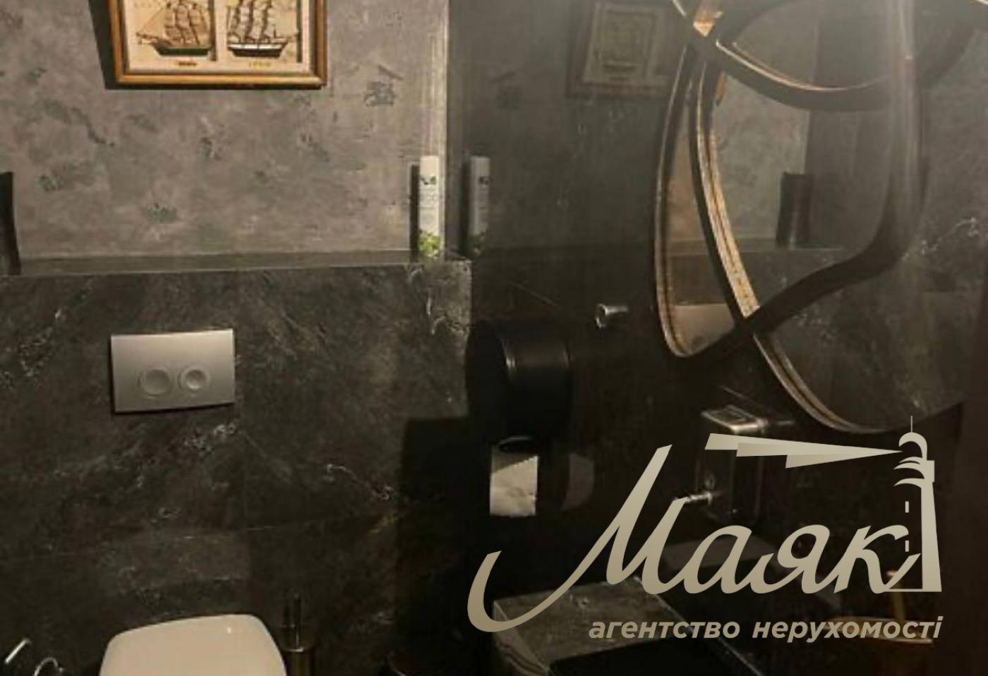 Продаж комерційного приміщення в ЖК Нова Англія