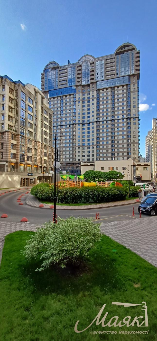 Продаж 2к квартири з терасою ЖК Delmar