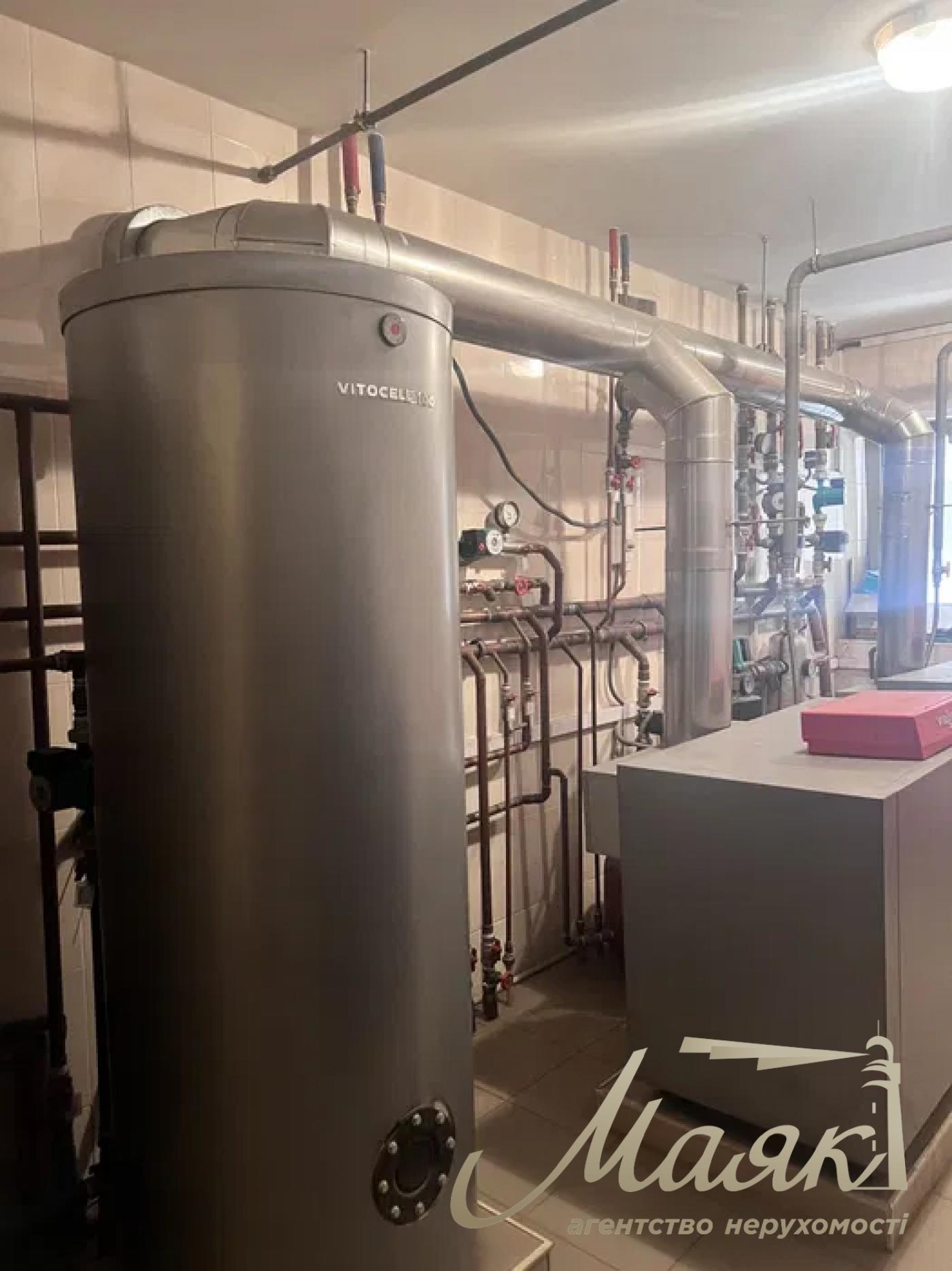 Продажа усадьбы 800м2 ул. Черногорская, Печерск