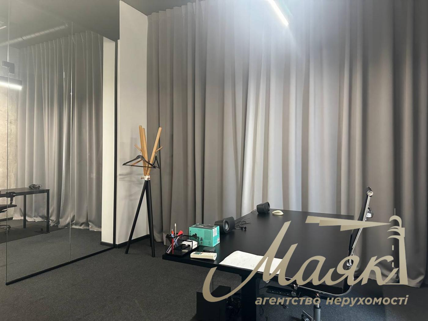 Оренда офісу 680м2 в ЖК Нью Йорк по вул.Антоновича 74, Олімпійська