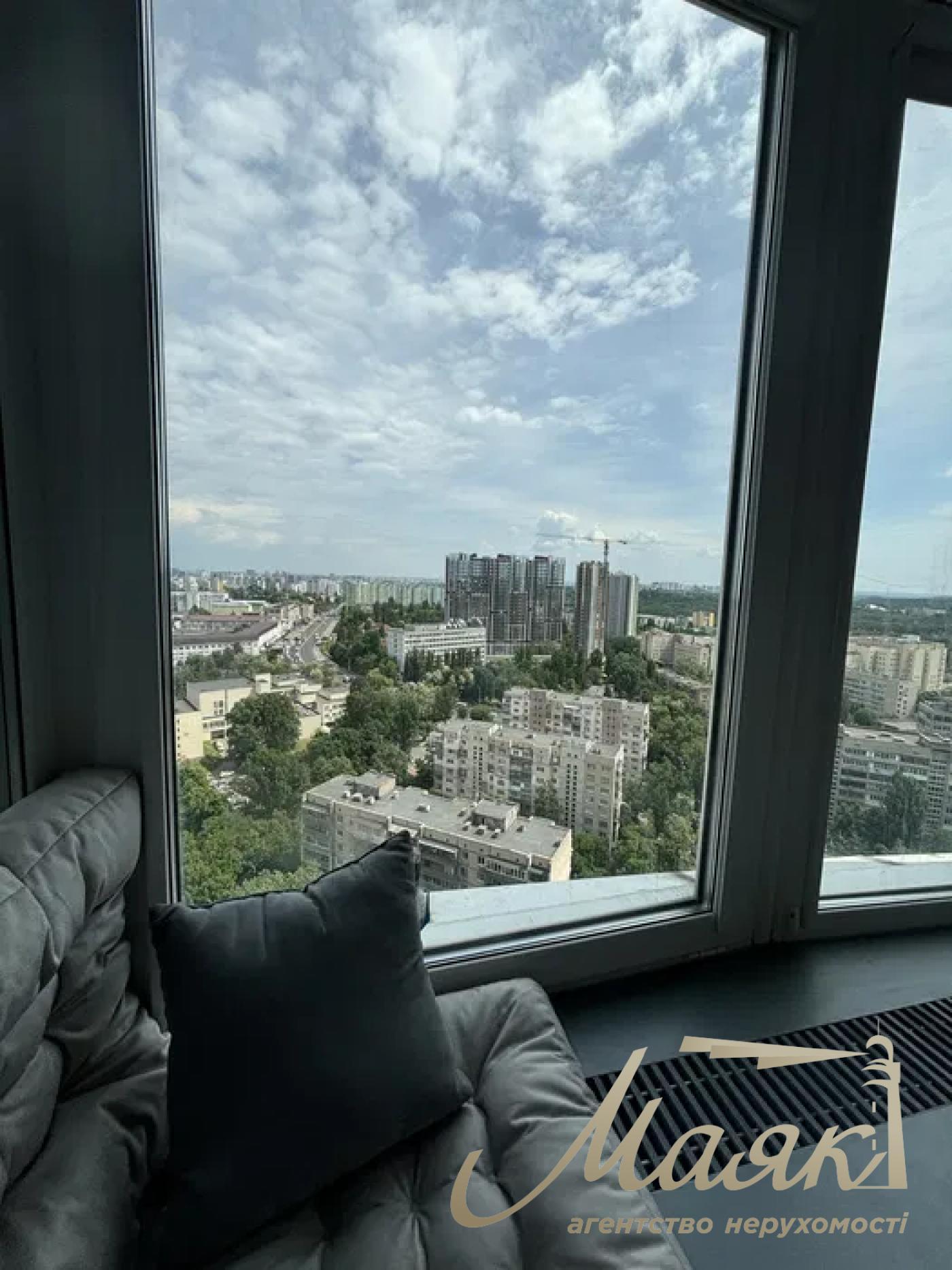 Аренда 2-комнатной квартиры ЖК 4 Сезона, вул Максимовича Михаила, Голосеево, Киев