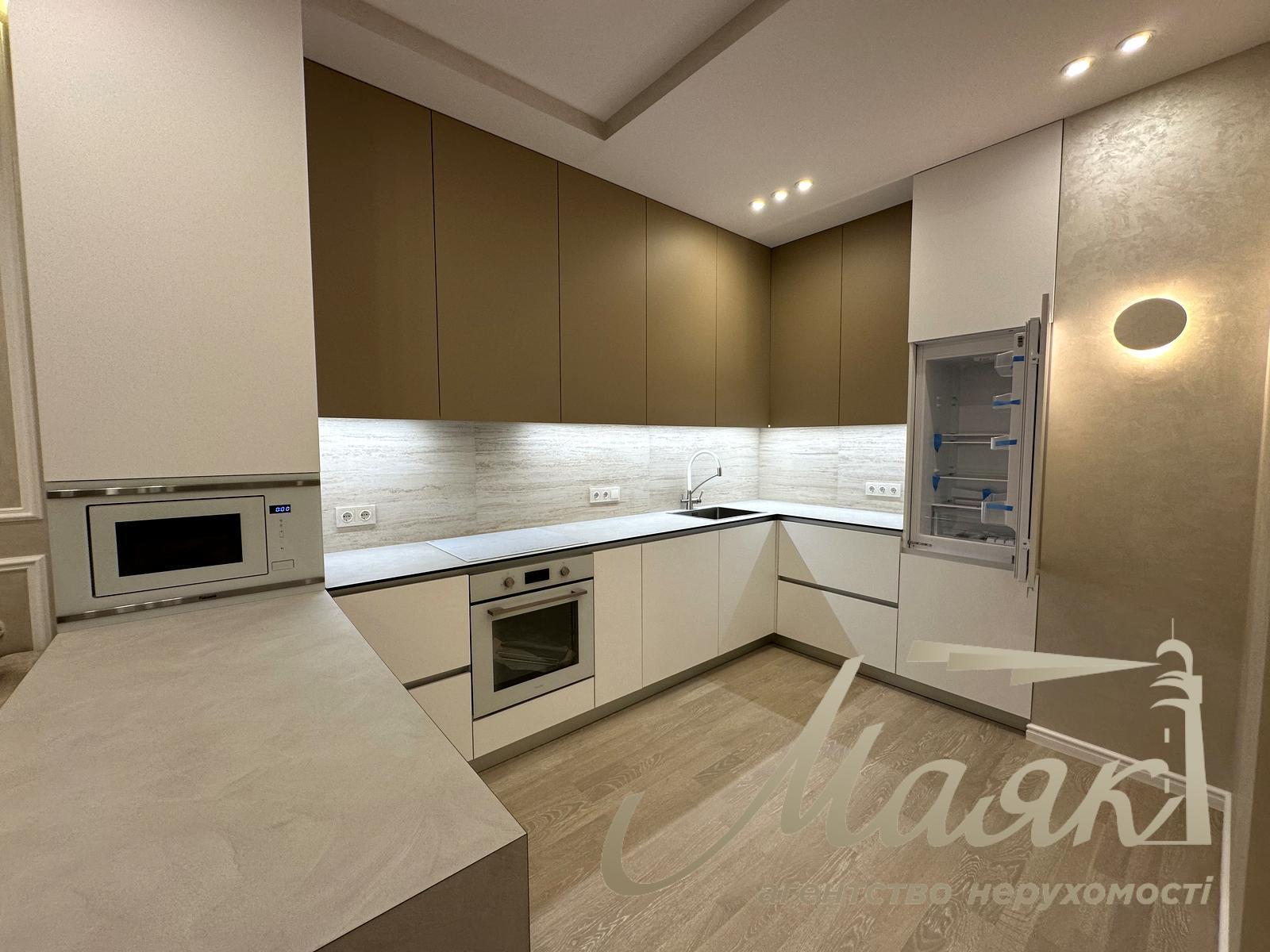 Продаж 3-х кімнатної квартири в ЖК Бульвар Фонтанів Саперне Поле вул., 5