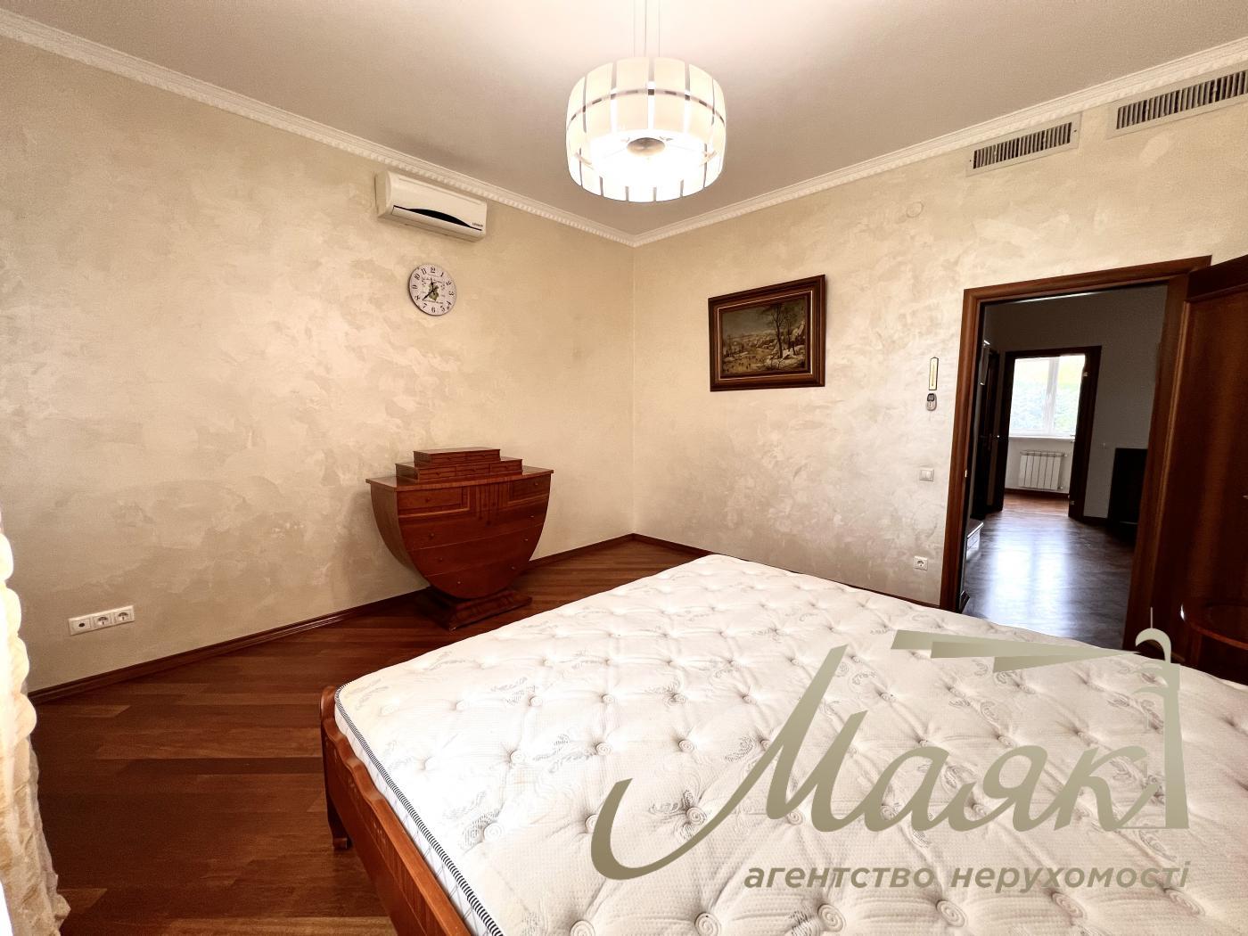 Оренда 2-х поверхової резиденції 430м2, Козин, Конча - Заспа