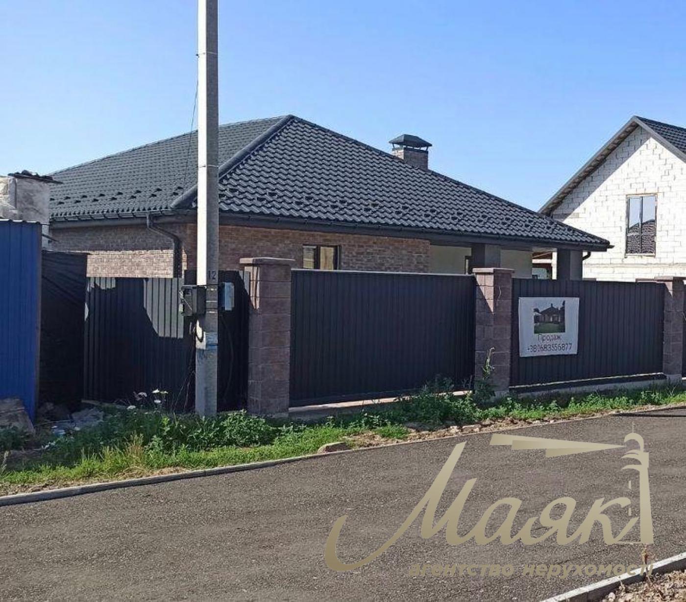 Продаж 1 поверх. будинку 160 кв.м. с. Святопетрівське. Передмістя Києва. Ділянка 7.5 сотки.