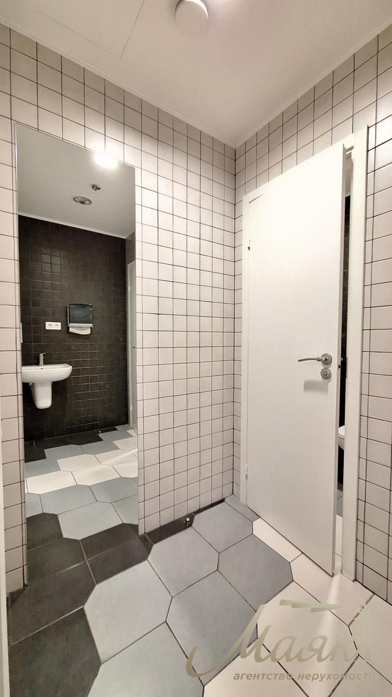 Оренда офісу 203м2 у БЦ класу А, вул.Князів Острозьких 32/2, Печерський район.