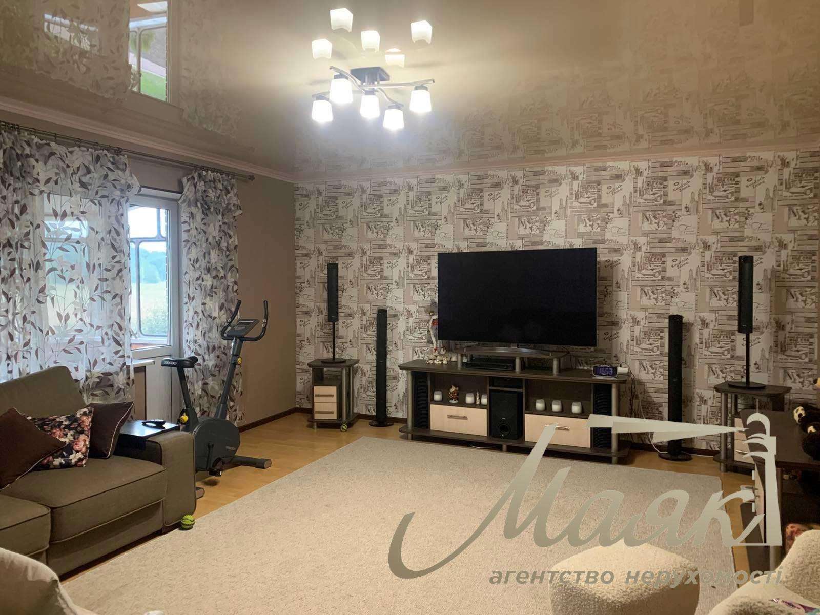 For sale house 238m2 in Kiev with. Chapaevka / Vita-Litovska, Goloseevsky r-n.