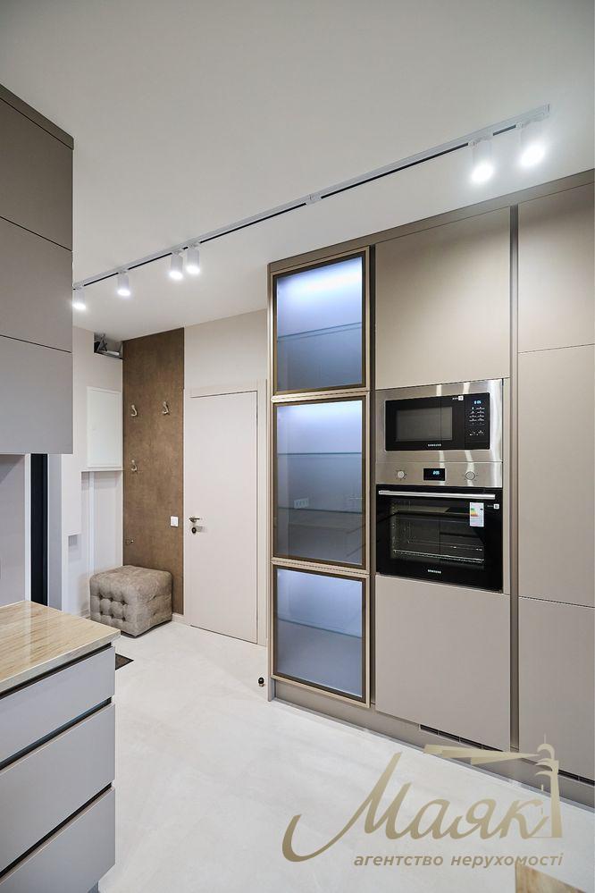 Apartment for rent White Line LCD White Line, 48 meters, Goloseyevsky district