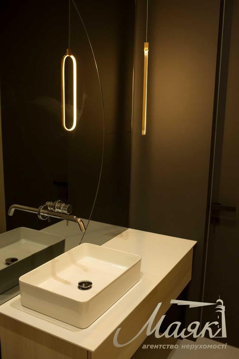 Оренда офісу (200 м²) у ЖК «Carnegie Tower», вул. Кловський спуск, 7. Печерський район