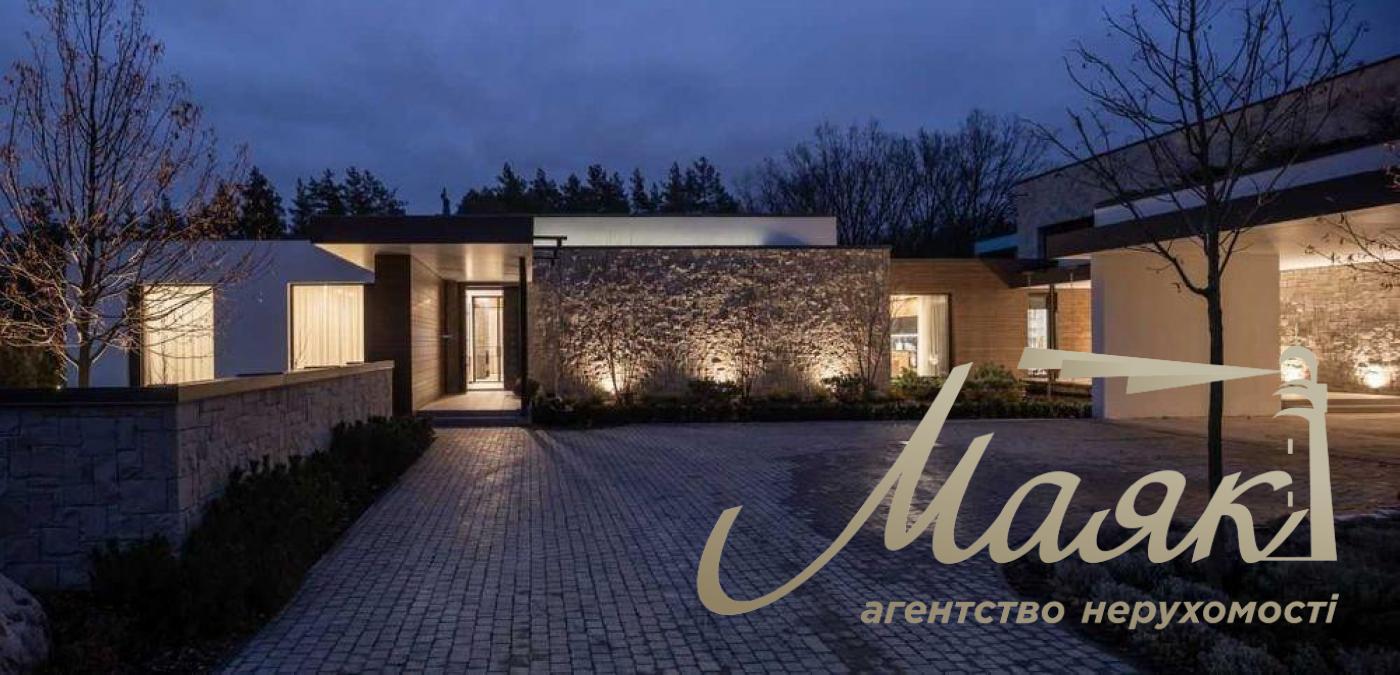 Sale of house 500m2 in the village of Lesniki