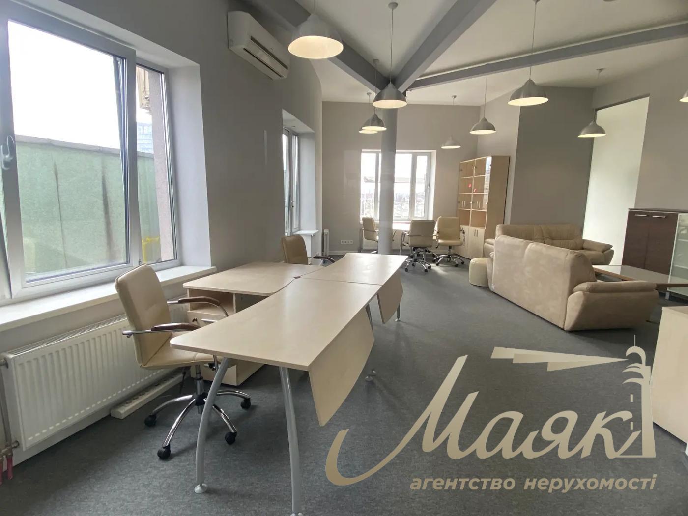 Оренда мебльованого офісу в БЦ вул.Гайдара 58/10, метро Олімпійська.