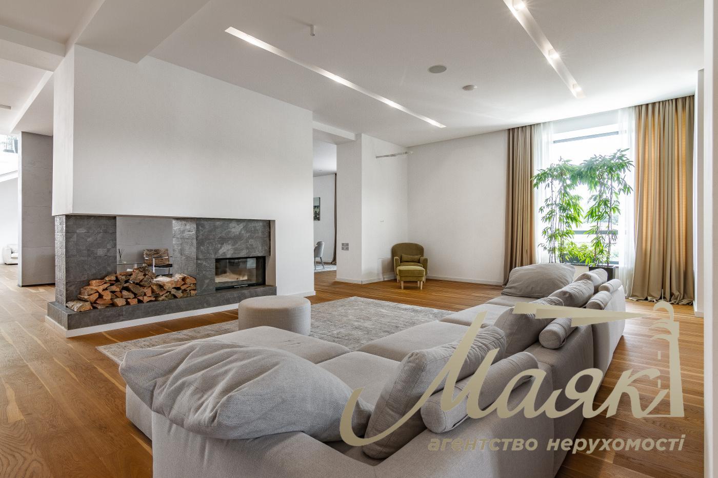 Оренда будівлі 3500м2 у с. с. Красне Перше, поруч із м. Обухів