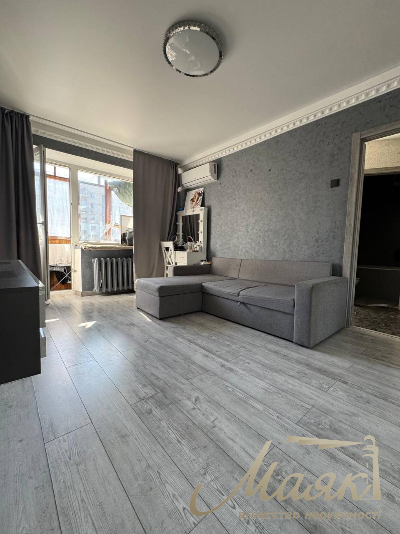 Продаж 1 кімнатної квартири по вул. Набережно-Корчуватська, Голосіївський район.