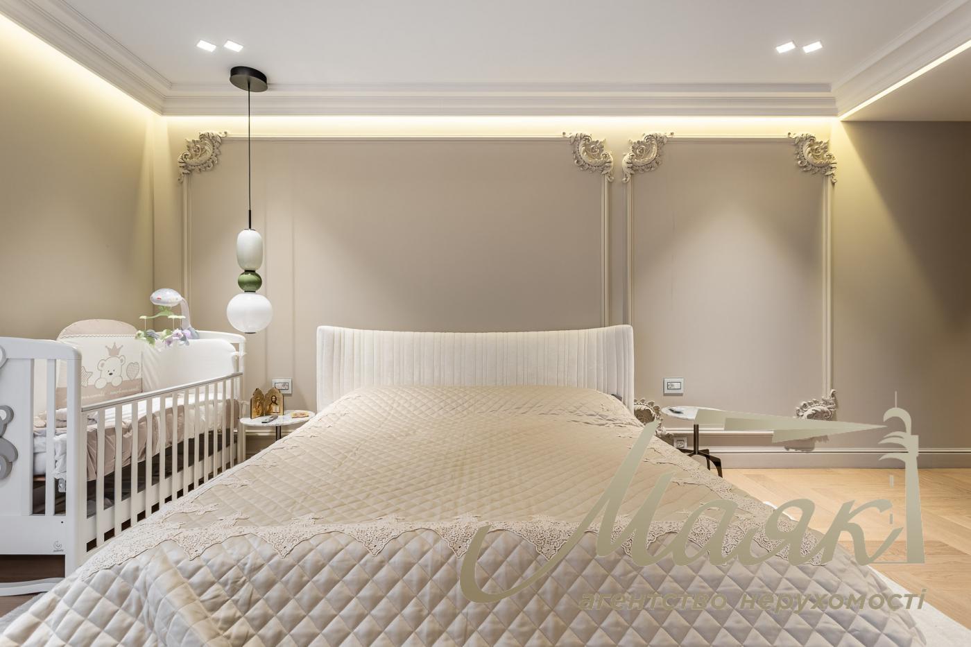 Оренда нової 3х-кімнатної ексклюзивної квартири в ЖК Французький квартал 2, Джона Макейна 3А, Печерський р-н, Центр, Київ