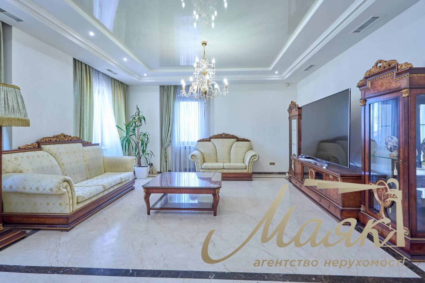 Оренда 4 кімнатної квартири, 163 м, Жилянська 30а, Голосіївський район