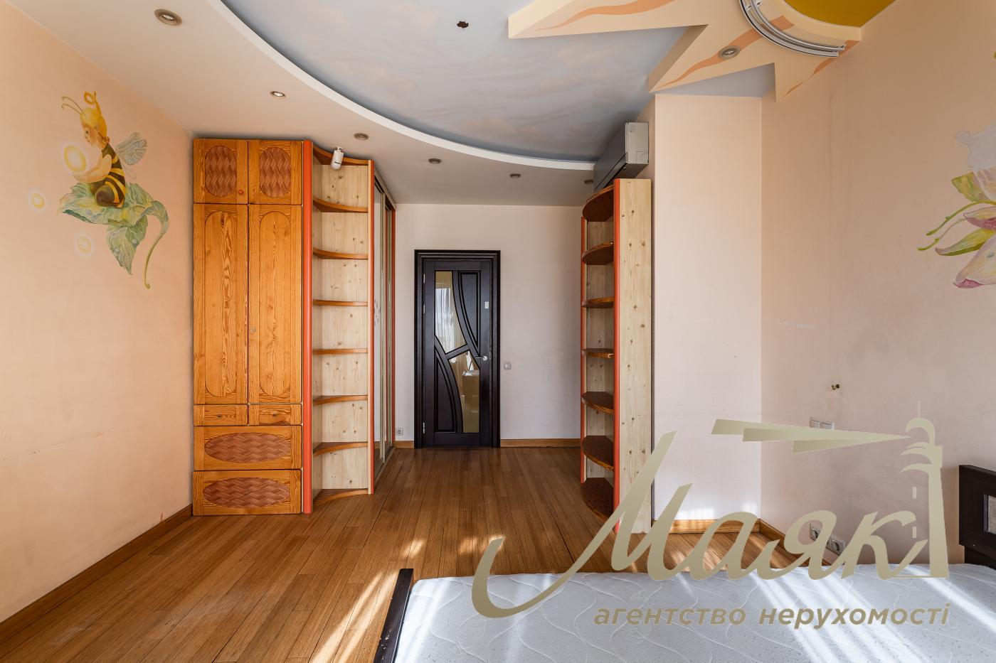 Продажа квартиры 170 м² в Дипломат Холл, ул. Жилянская, 59, центр Киева