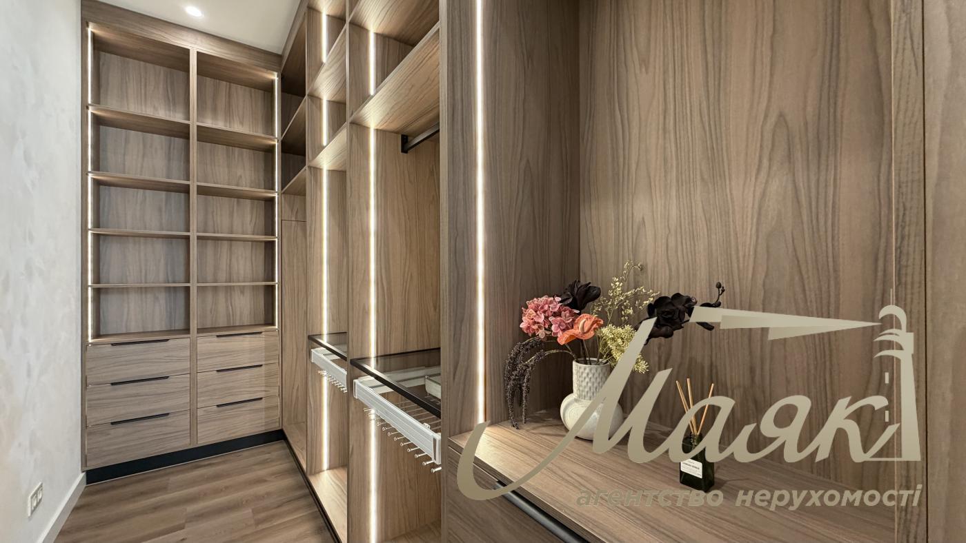 Продаж 2-х поверхового будинку 200м2, КМ Нова Ходосівка