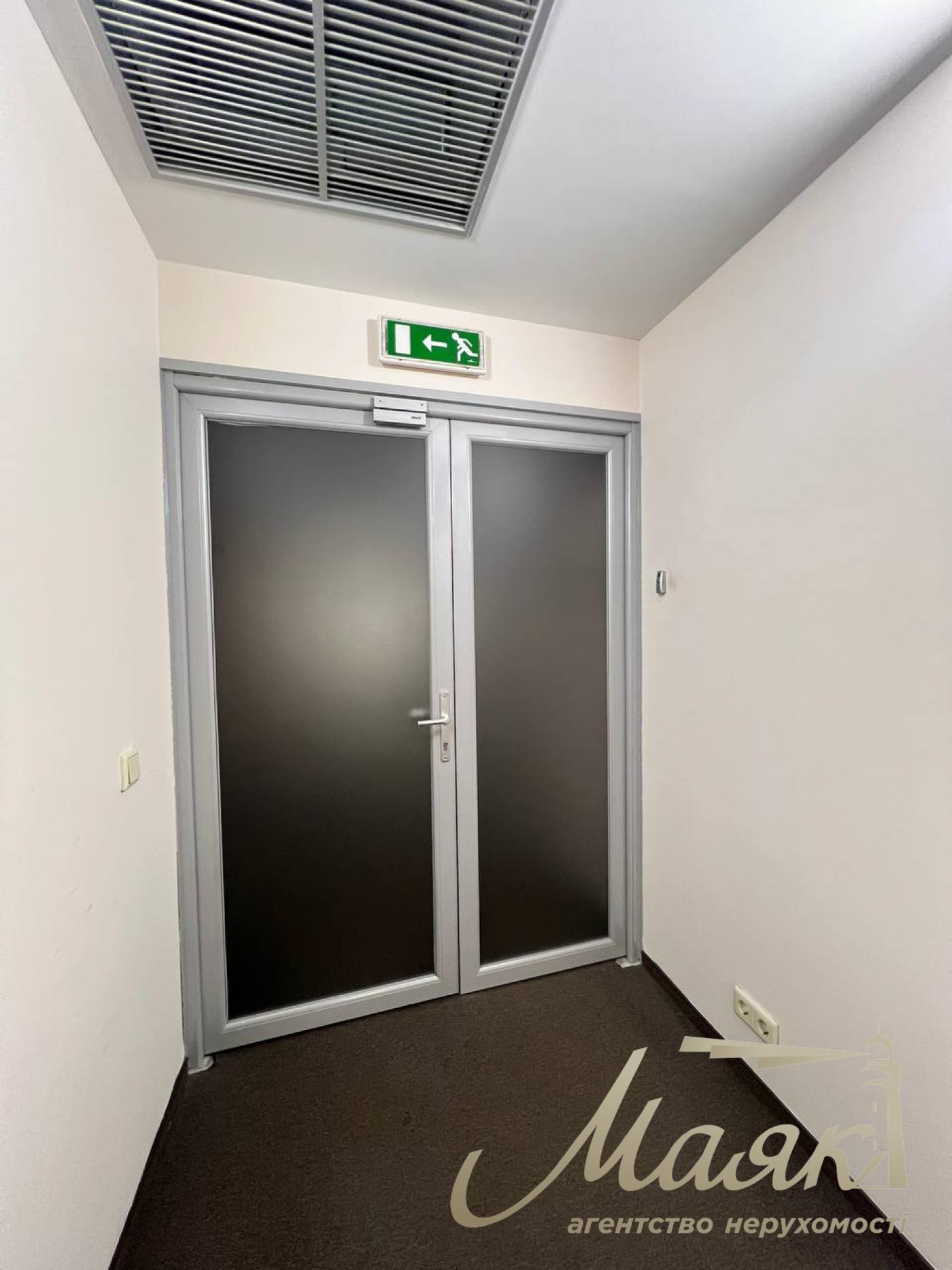 Оренда офісу в БЦ Ярославів Вал 23, Золоті Ворота, Центр.