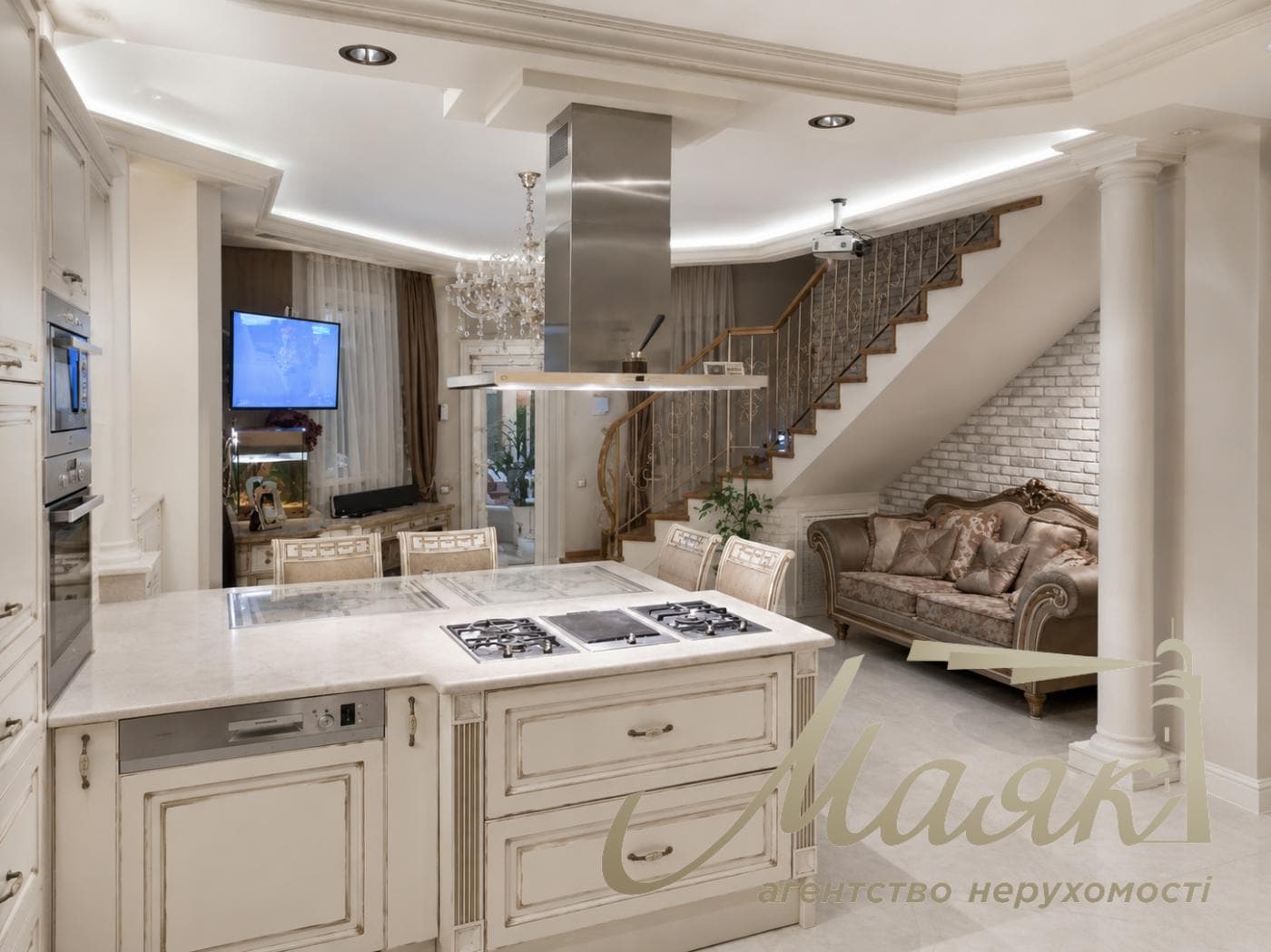 Оренда будинку площею 150 м² на тривалий термін у житловому комплексі «Щасливе життя» у с. Підгірці, поруч із Романковим, Обухівський напрямок, Київська область.