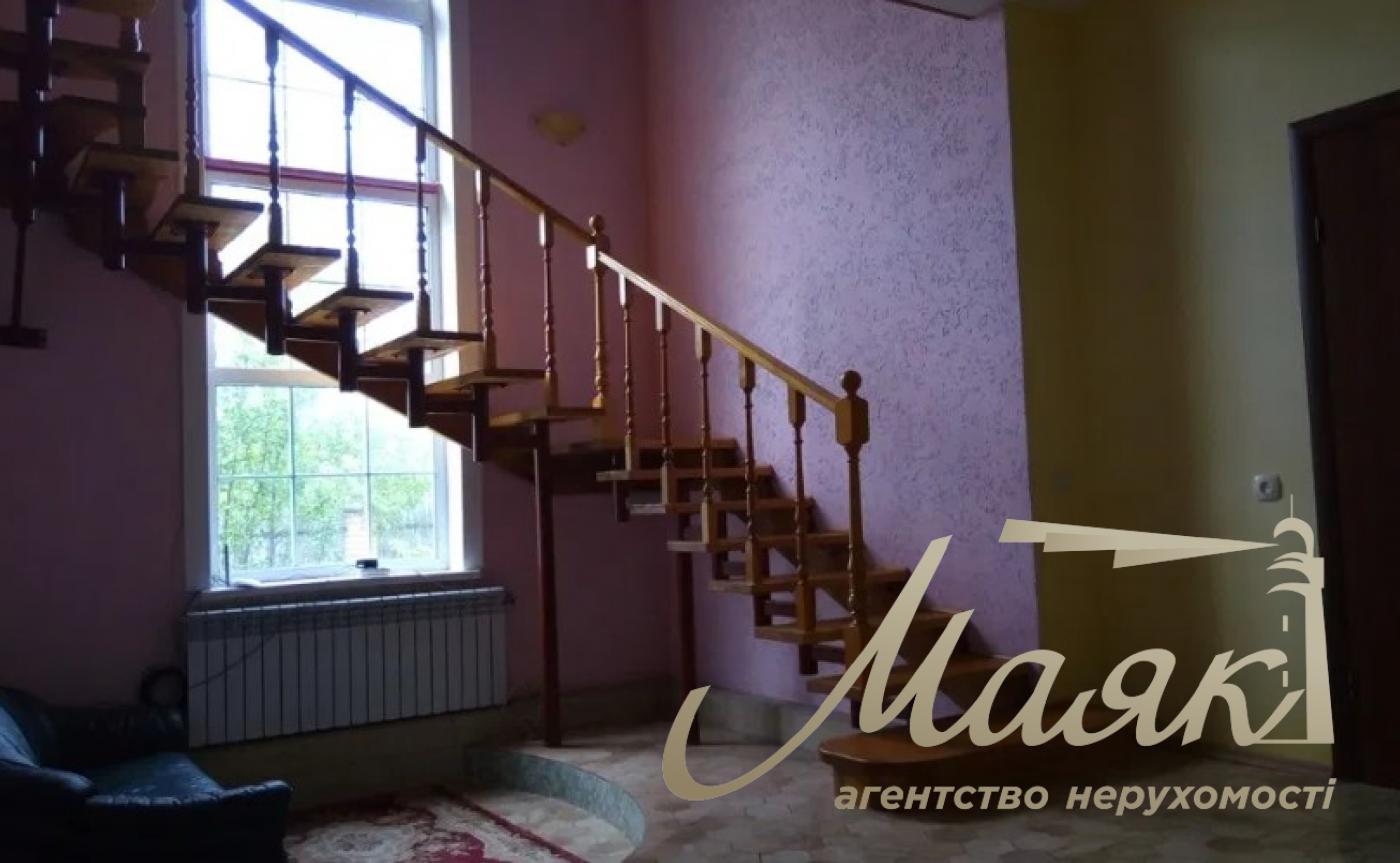 House for rent in the village of Khotov (Feofaniya) 260 m²